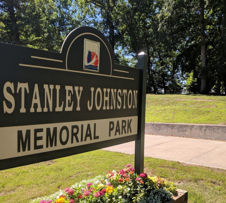 Stanley Johnston Park (South&nbspHaven,&nbspMI)